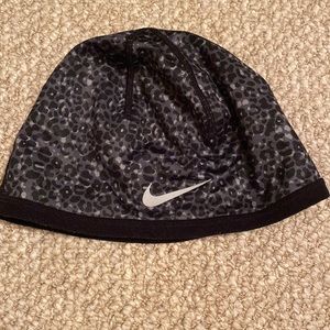 Nike reversible running hat